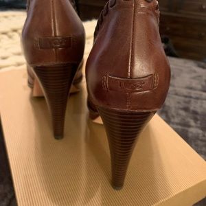 Women’s UGG Jameson